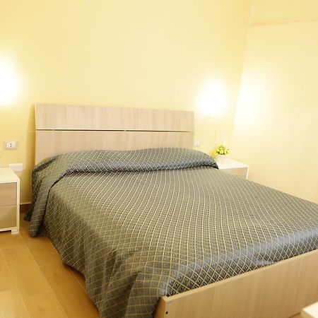 Hotel Il Quadrifoglio Торре-дель-Греко Экстерьер фото